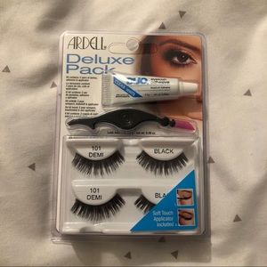 🌈5for$25 Ardell Deluxe Pack - 101 Demi